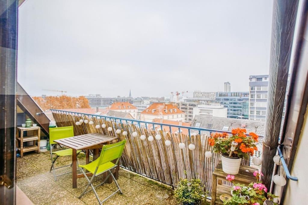 Appartamento Panorama Cathedrale - Appt Lumineux Avec Parking Prive Strasburgo Esterno foto
